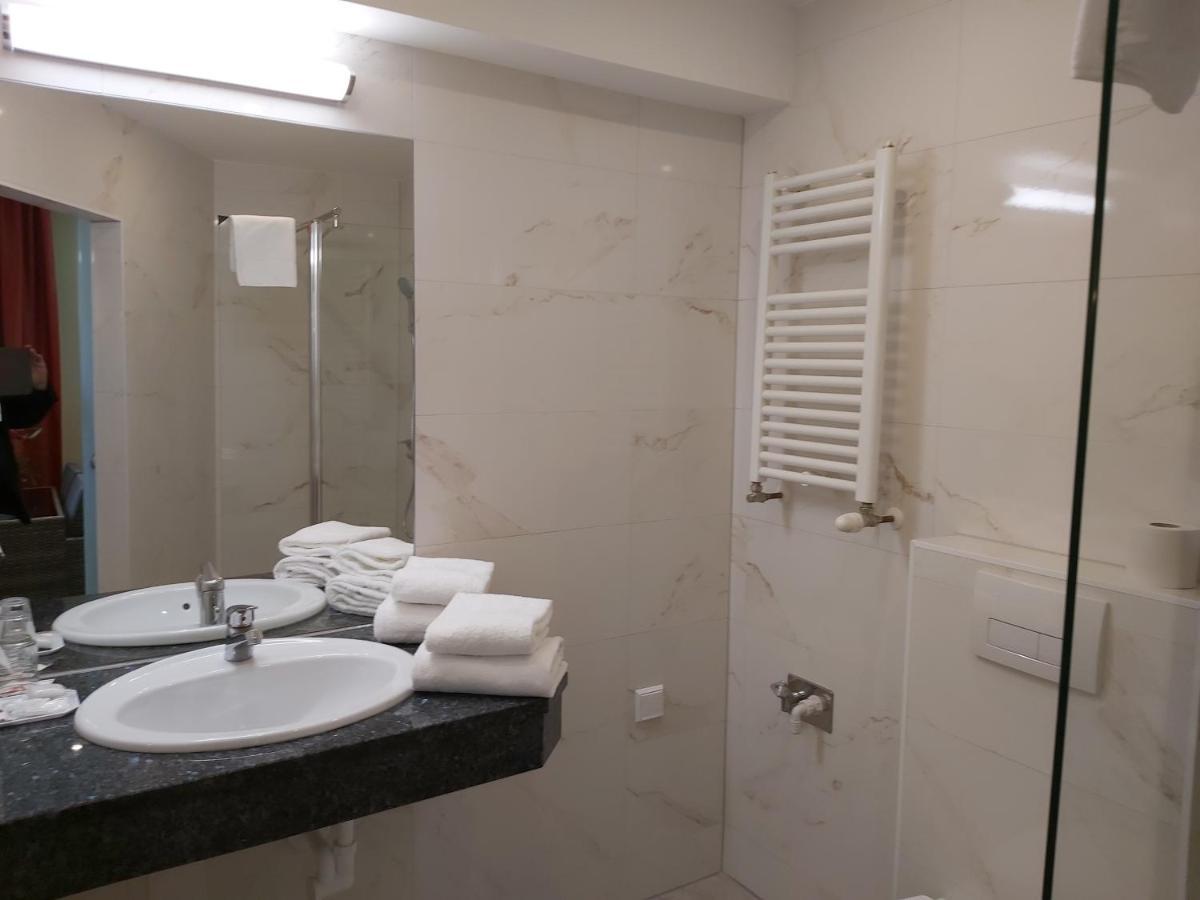 Appartement Aragia Klagenfurt am Woerthersee Esterno foto