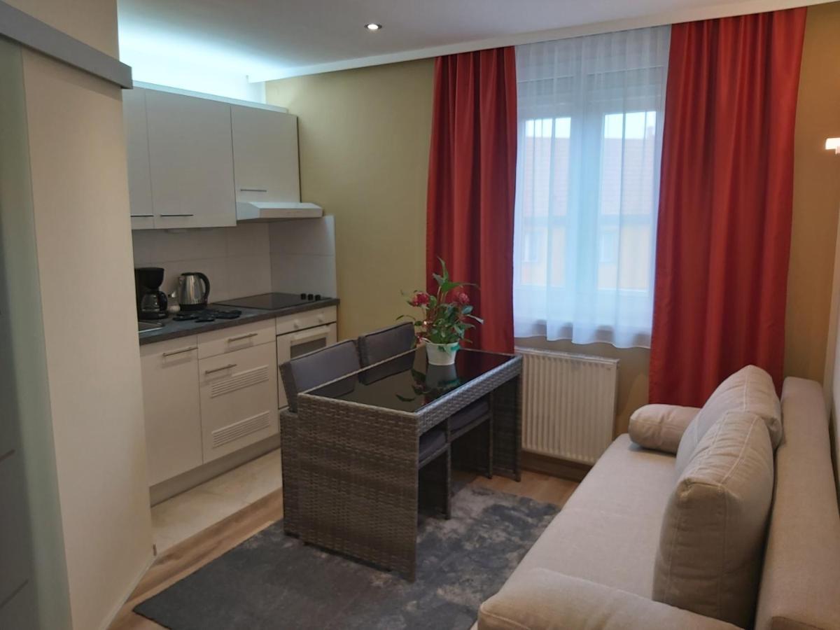 Appartement Aragia Klagenfurt am Woerthersee Esterno foto
